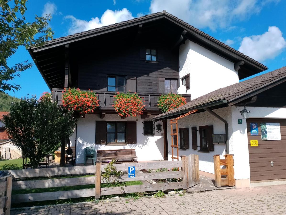 Gipfelblick Am Woessner Bach Apartment
